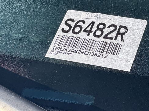 Used 2024 Ford Expedition Max Limited image 31