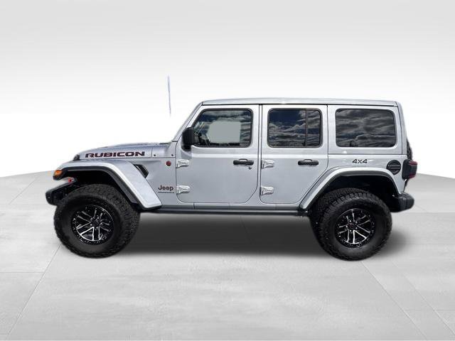 Used 2024 Jeep Wrangler Unlimited Rubicon AWD/4WD image 3