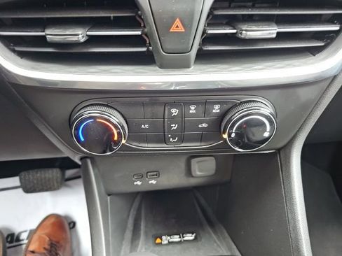 Used 2024 Buick Encore GX Preferred w/ Advanced Technology Package image 18