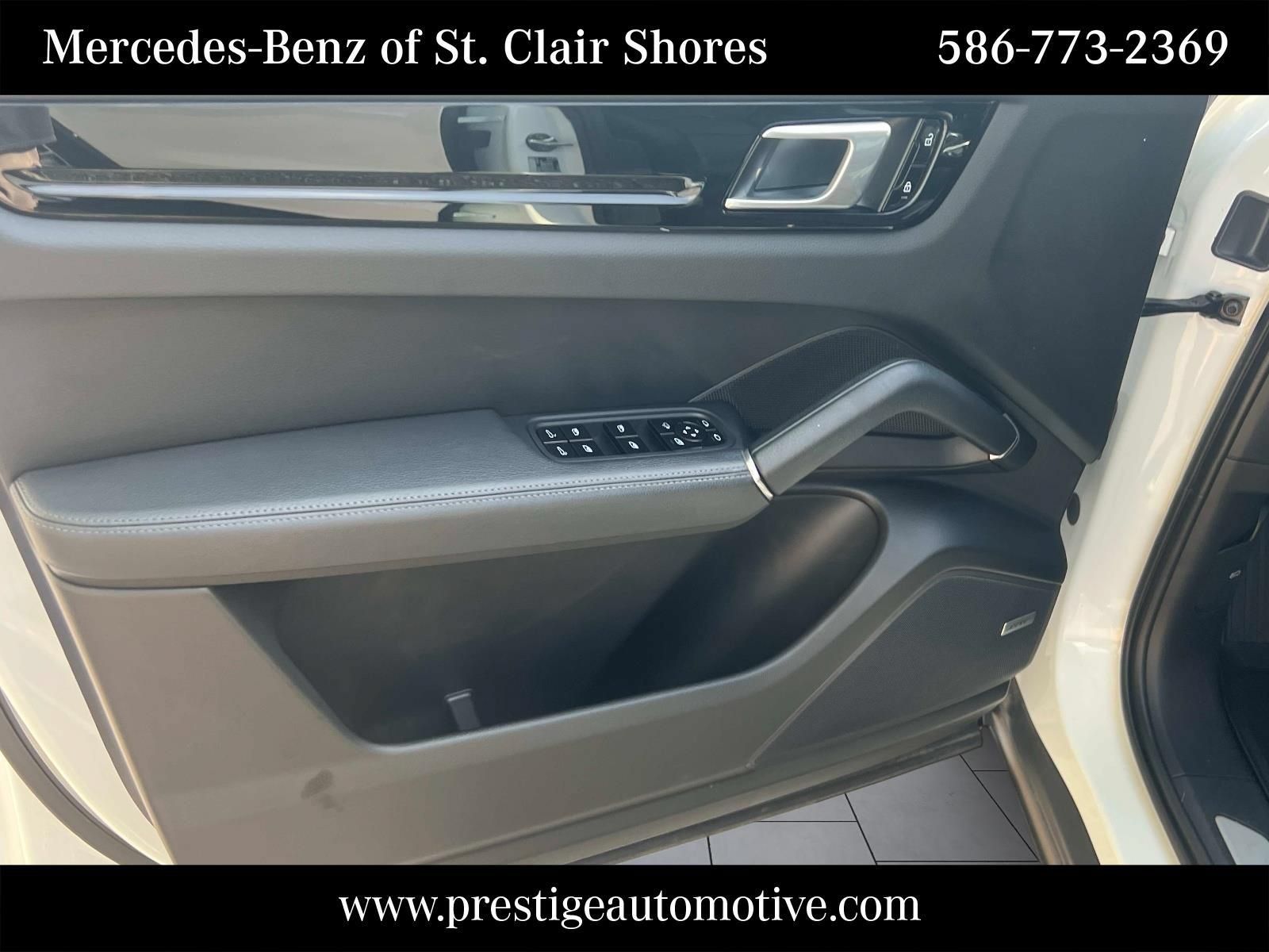 Used 2021 Porsche Cayenne AWD/4WD image 20