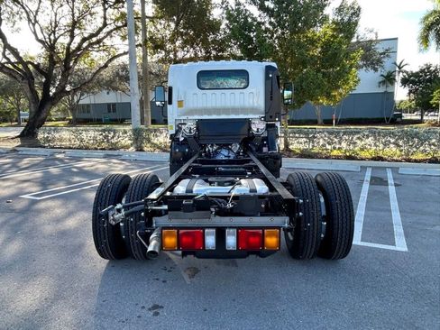 New 2024 Chevrolet Low Cab Forward image 5