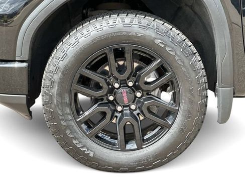 Used 2023 GMC Sierra 1500 Elevation AWD/4WD image 8