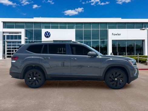 New 2026 Volkswagen Atlas SE AWD/4WD image 4