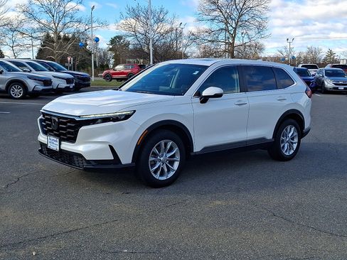 Used 2024 Honda CR-V EX image 3