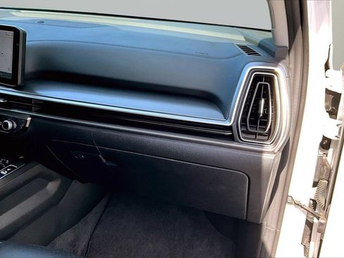 Used 2025 Kia Sorento S w/ Panoramic Sunroof Package FWD image 20