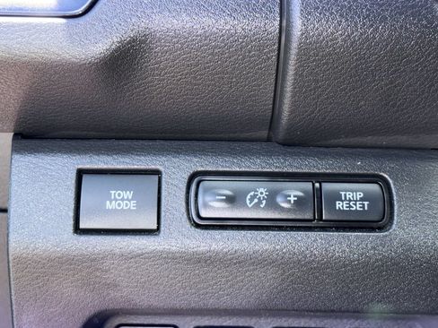 Certified 2025 Nissan Frontier PRO-4X AWD/4WD image 23