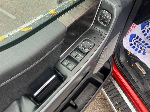 Used 2023 Ford F150 Lariat image 13