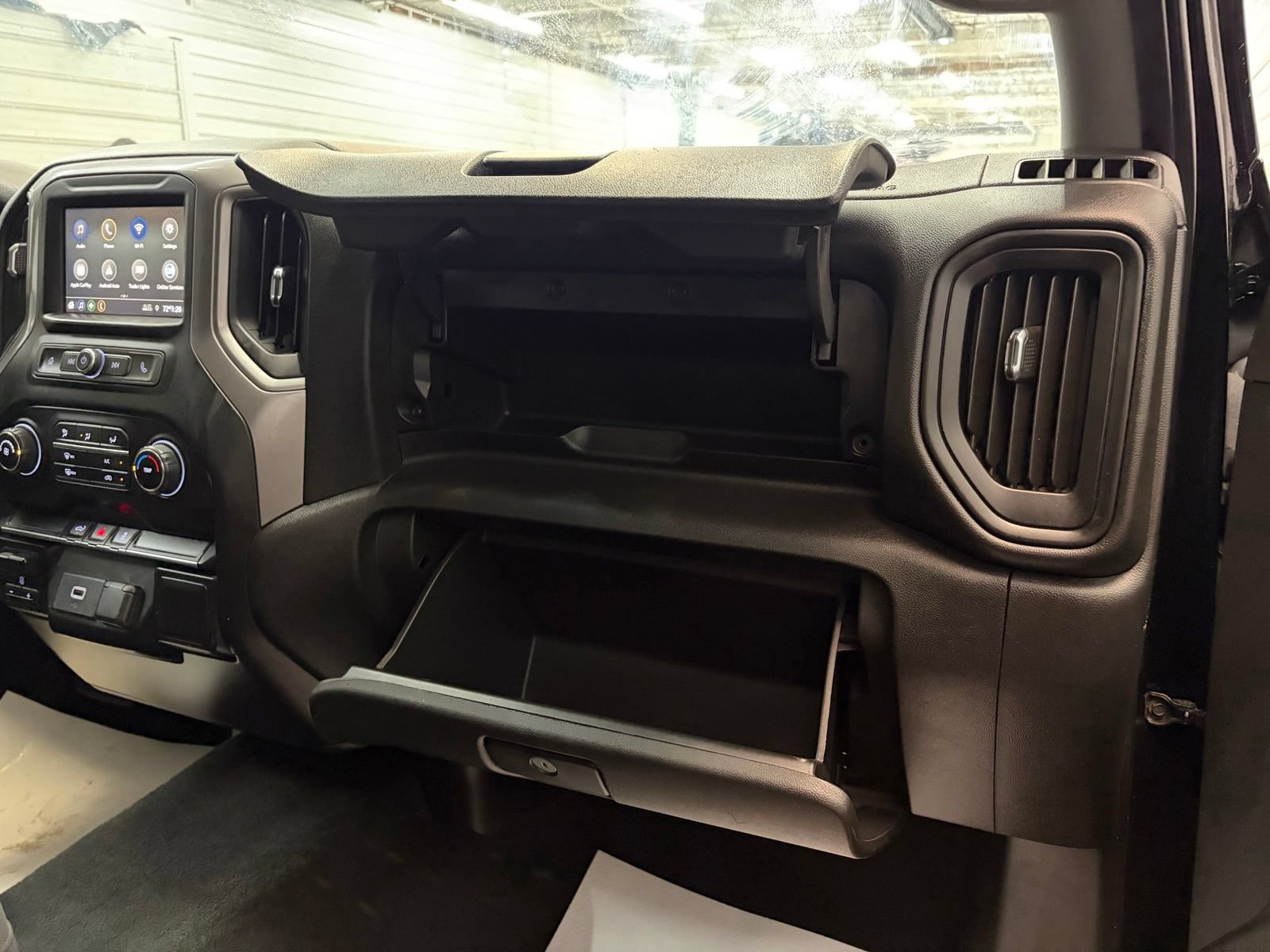 Used 2020 Chevrolet Silverado 2500 Custom w/ Custom Value Package AWD/4WD image 29