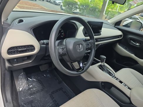 Certified 2024 Honda HR-V LX image 15