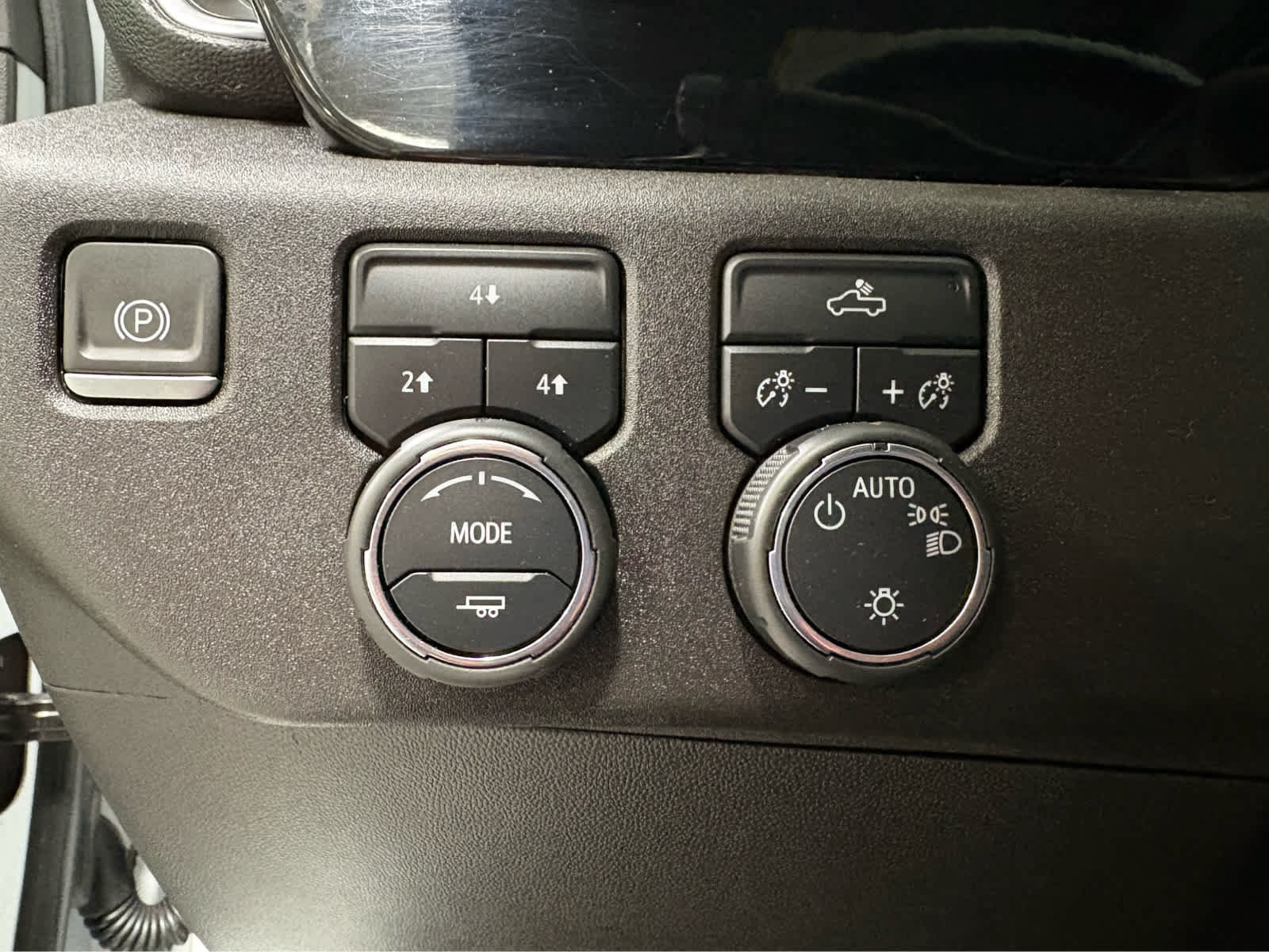 Used 2024 Chevrolet Silverado 3500 LT AWD/4WD image 21