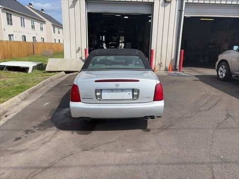 Used 2003 Cadillac De Ville DHS w/ Safety & Security Package image 27