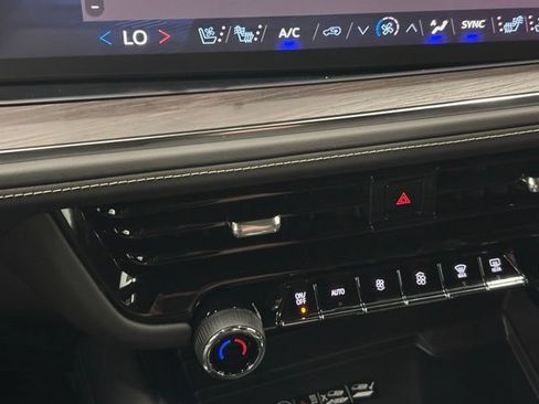 New 2026 Chevrolet Tahoe Premier AWD/4WD image 36