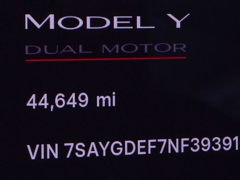 Used 2022 Tesla Model Y Performance AWD/4WD image 31
