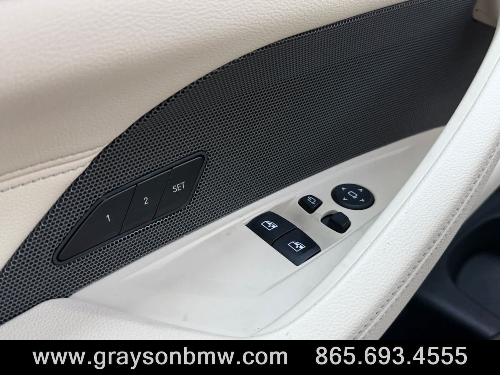 Used 2026 BMW M440i Coupe RWD image 18