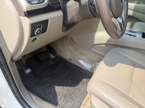 Used 2013 Jeep Grand Cherokee Laredo AWD/4WD image 20