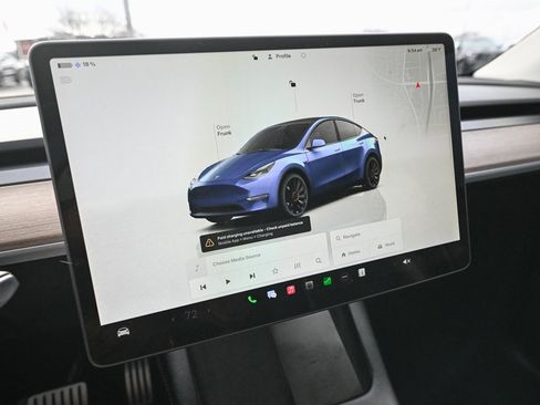 Used 2022 Tesla Model Y Performance image 36