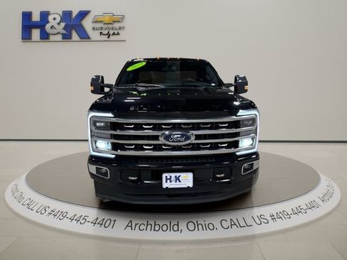 Used 2023 Ford F250 Platinum AWD/4WD image 3
