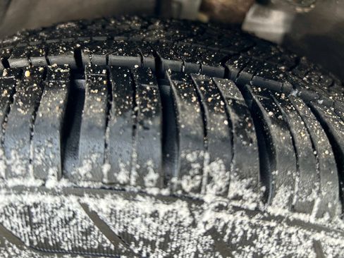 Used 2017 Chevrolet Cruze LT w/ Convenience Package image 10