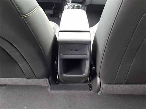 New 2026 Chevrolet Trax LT w/ LT Convenience Package image 16