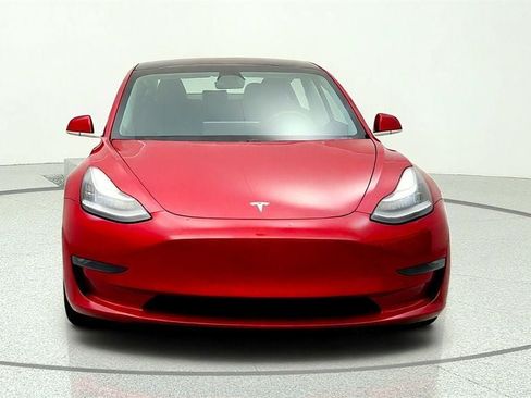 Used 2018 Tesla Model 3 Long Range RWD image 2
