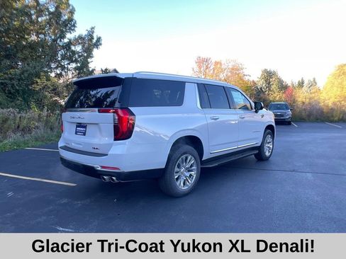 New 2026 GMC Yukon XL Denali image 7