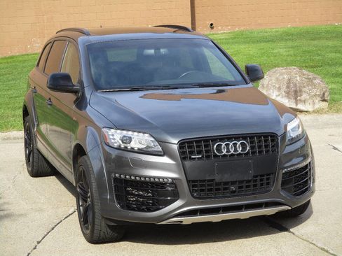 Used 2015 Audi Q7 3.0T S line Prestige w/ Sport Edition AWD/4WD image 63