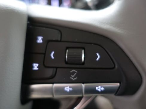 New 2025 Cadillac XT6 Premium Luxury image 13