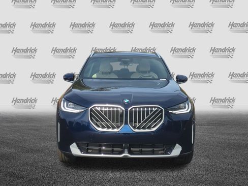 Used 2026 BMW X3 xDrive30 w/ Premium Package image 3