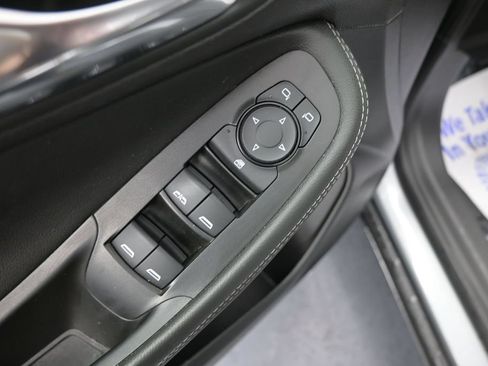 Used 2025 Buick Encore GX Preferred AWD/4WD image 30