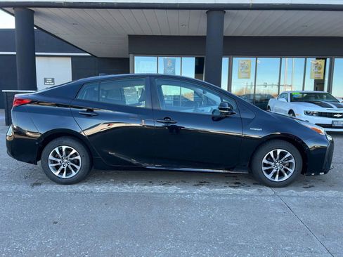 Used 2019 Toyota Prius Limited image 10