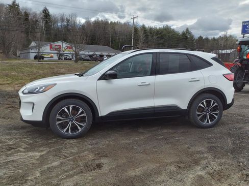 Used 2022 Ford Escape SEL w/ SEL Stealth AWD Package image 8