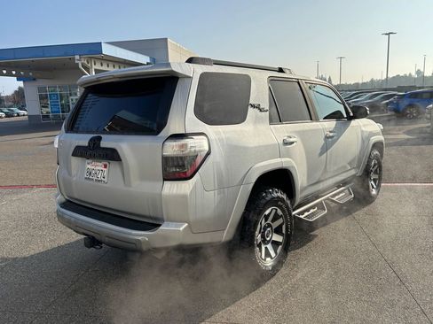 Used 2021 Toyota 4Runner TRD Off-Road Premium image 5