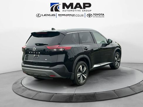 Used 2021 Nissan Rogue SL FWD image 5