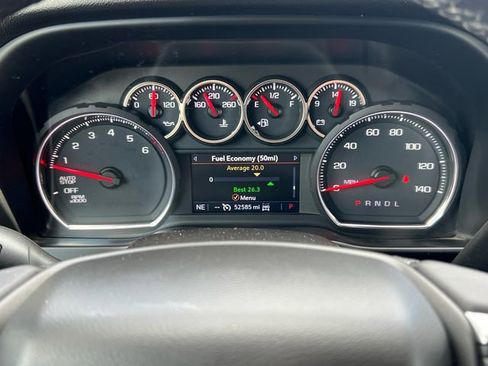Used 2019 Chevrolet Silverado 1500 LT AWD/4WD image 19