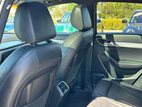 Used 2018 Audi Q3 2.0T Premium Plus w/ Premium Plus Package image 30