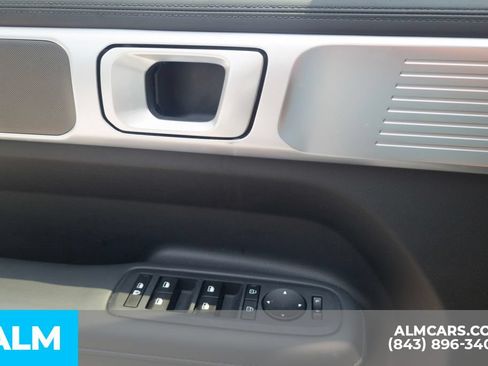 Certified 2025 Hyundai Santa Fe SEL FWD image 16