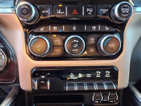 Used 2020 RAM 1500 Laramie image 8