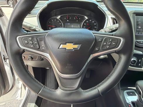 Used 2023 Chevrolet Equinox LT w/ Driver Convenience Package AWD/4WD image 29