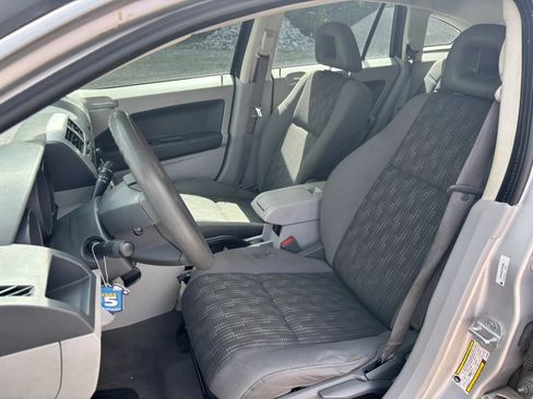 Used 2007 Dodge Caliber SXT w/ Driver Convenience Group FWD image 7
