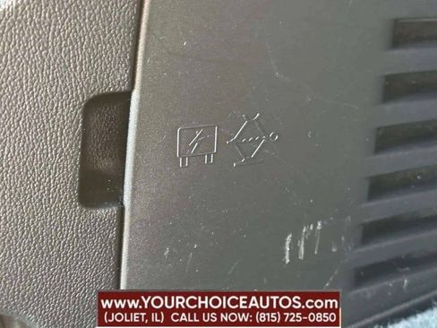 Used 2018 Chevrolet Tahoe Premier AWD/4WD image 29