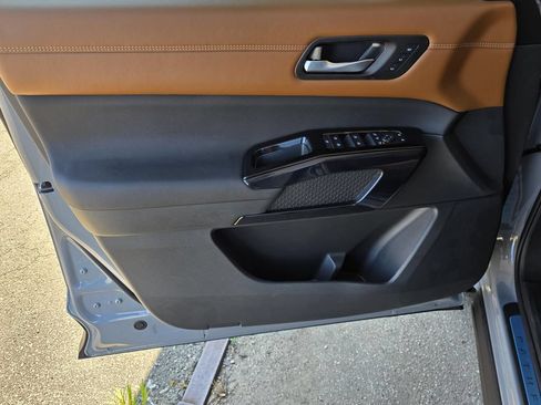 New 2026 Nissan Pathfinder Platinum AWD/4WD image 46
