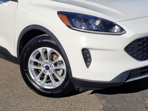 Used 2022 Ford Escape SE w/ Convenience Package image 9