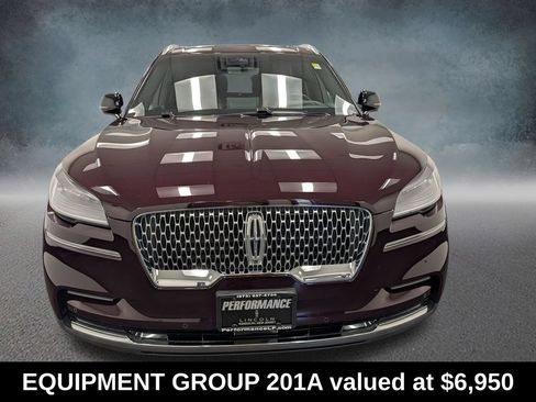 Used 2023 Lincoln Aviator Reserve w/ Equipment Group 201A AWD/4WD image 2