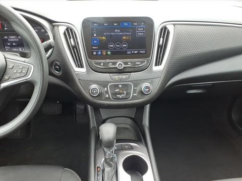 Used 2024 Chevrolet Malibu LS FWD image 27