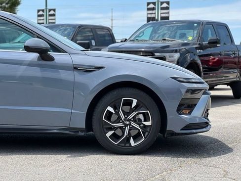 Used 2025 Hyundai Sonata SEL FWD image 10