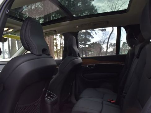 New 2024 Volvo XC90 T8 Plus w/ Protection Package Premier image 22