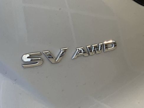 Used 2018 Nissan Murano SV AWD/4WD image 12