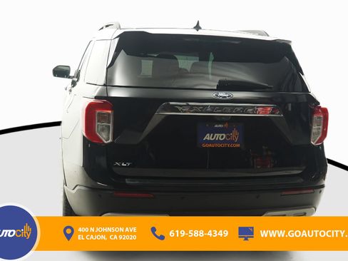 Used 2021 Ford Explorer XLT w/ Equipment Group 202A RWD image 15