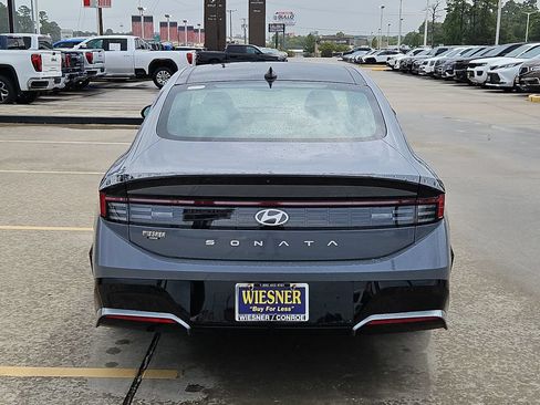 Used 2024 Hyundai Sonata SEL w/ Convenience Package FWD image 6