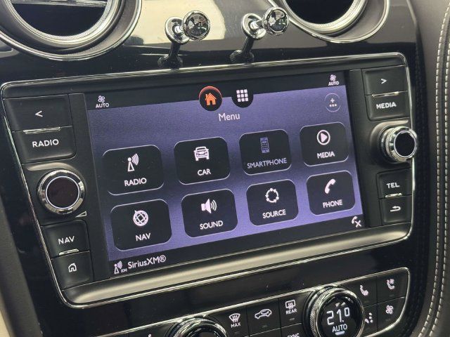 Used 2020 Bentley Bentayga AWD/4WD image 42
